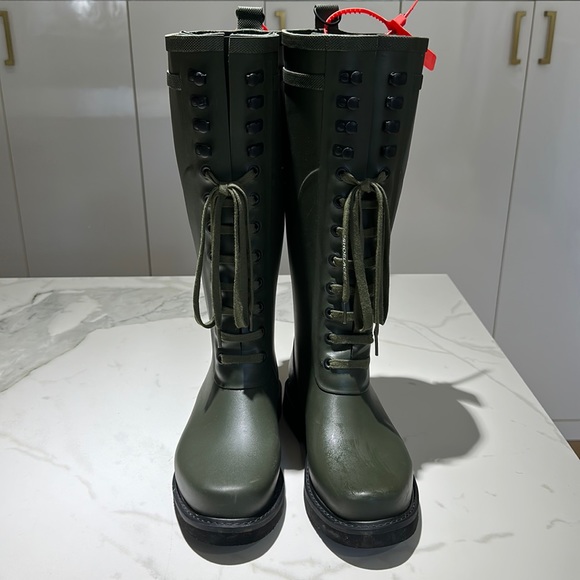 Off White rain boots, size 40 hunter green. Great condition - Picture 2 of 7
